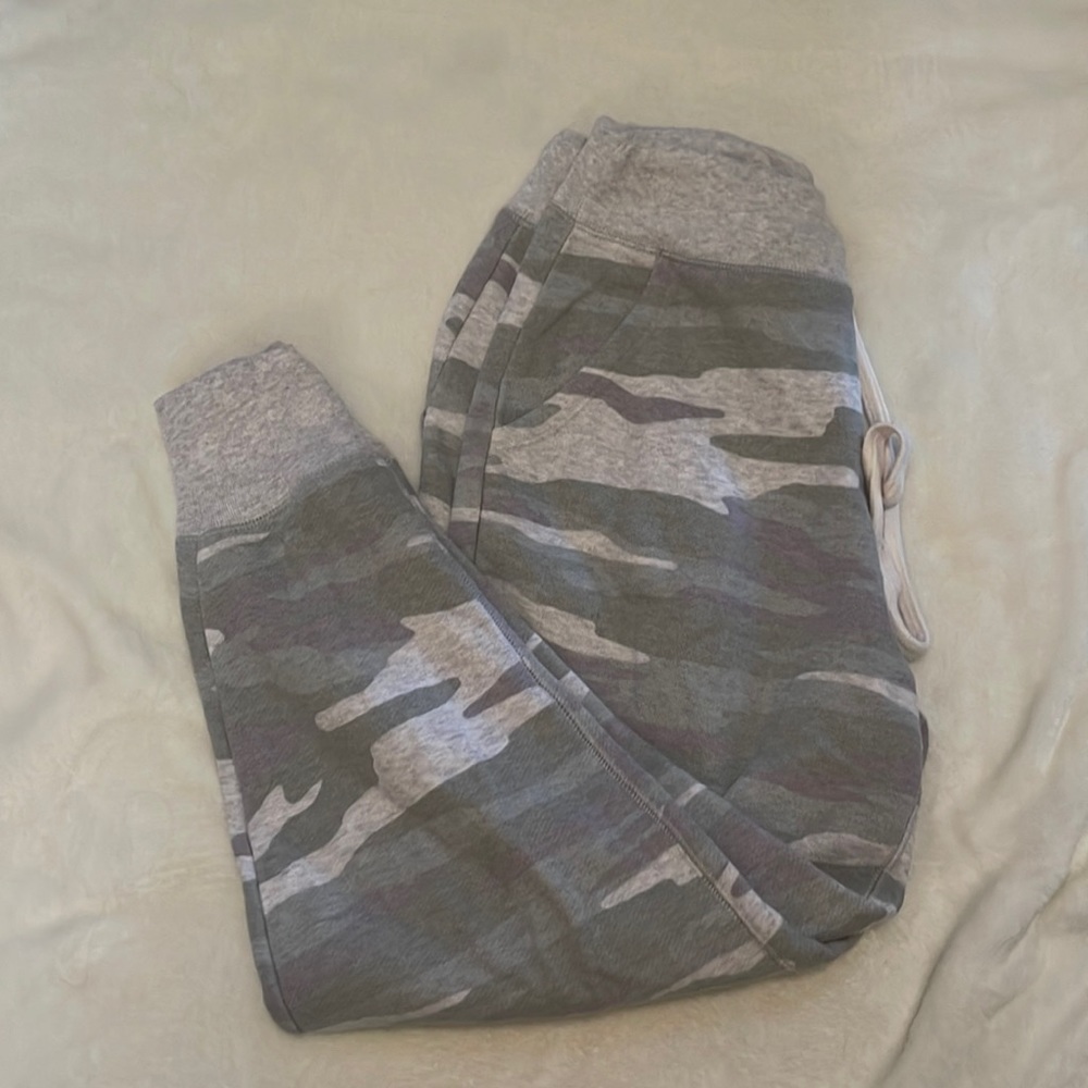 Camouflage joggers